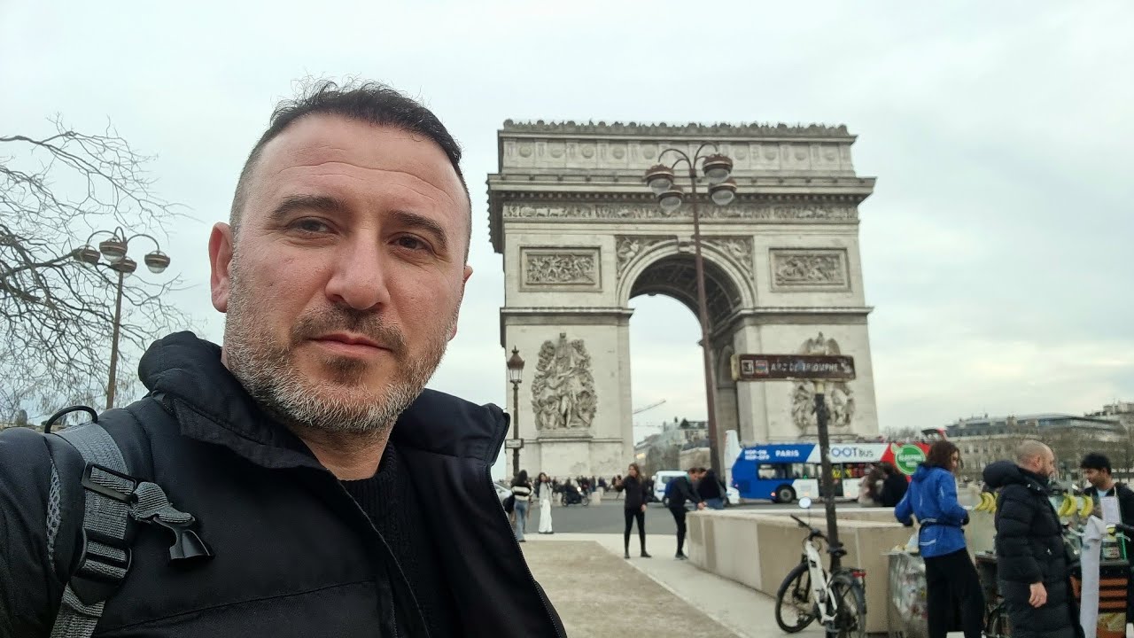 На Разходка до Париж !! Цени на Бус, Хотел, Такси за Айфеловата Кула. Изкачваме Айфел по стълбите !!