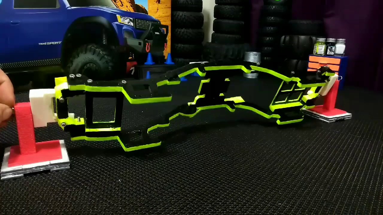 PAINTING 4x4 3D printed rock crawler frame part 2 YouTube