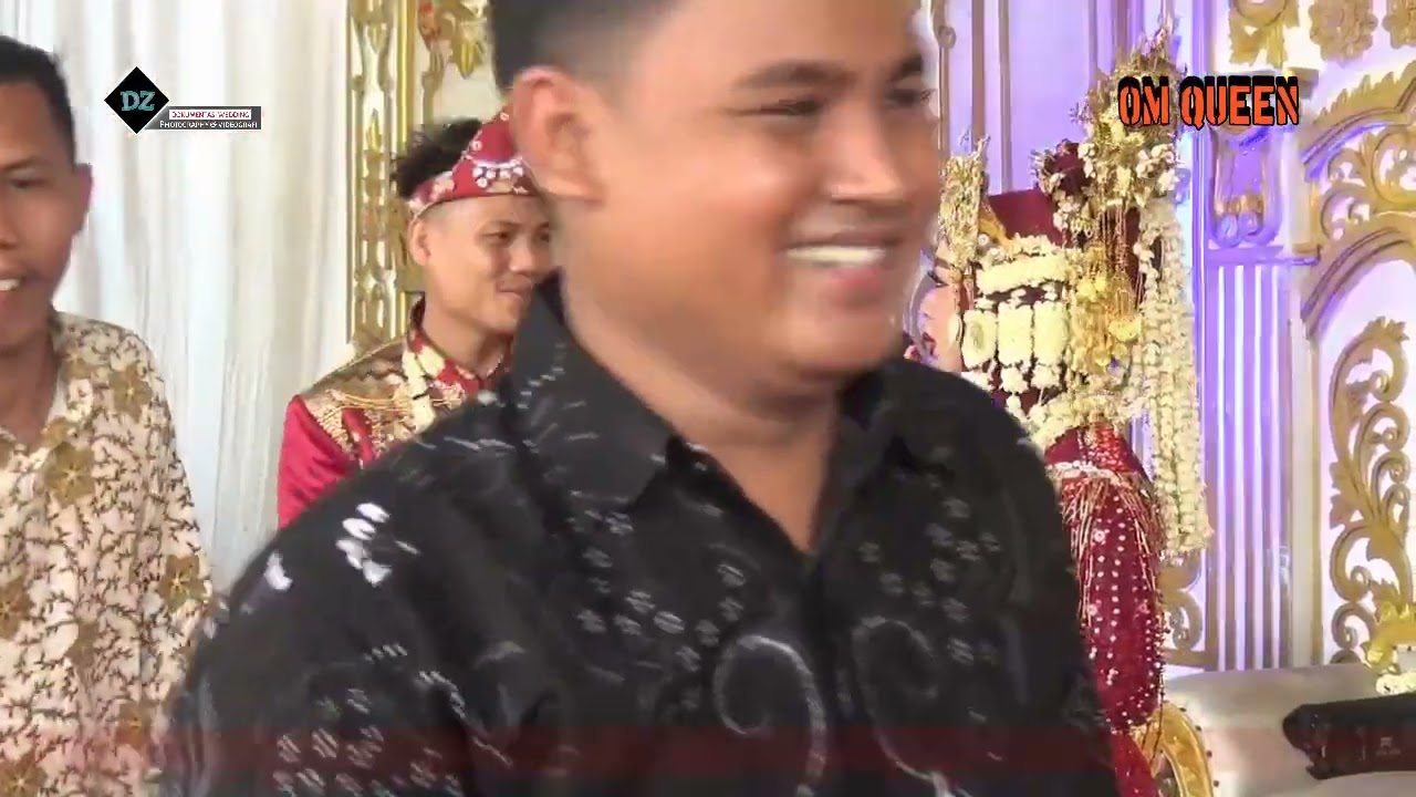 suarah yang merduh dari Gitaris  OM QUEEN 2005 MUSIK PALEMBANG.. RENDY REYNALDI  &  AJENG KURNIA.