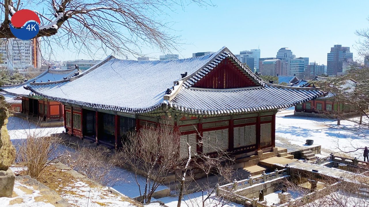 [4K]Seoul Walk - Beautifully snowy Changgyeonggung Palace.