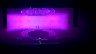 Drake-Headlines Live