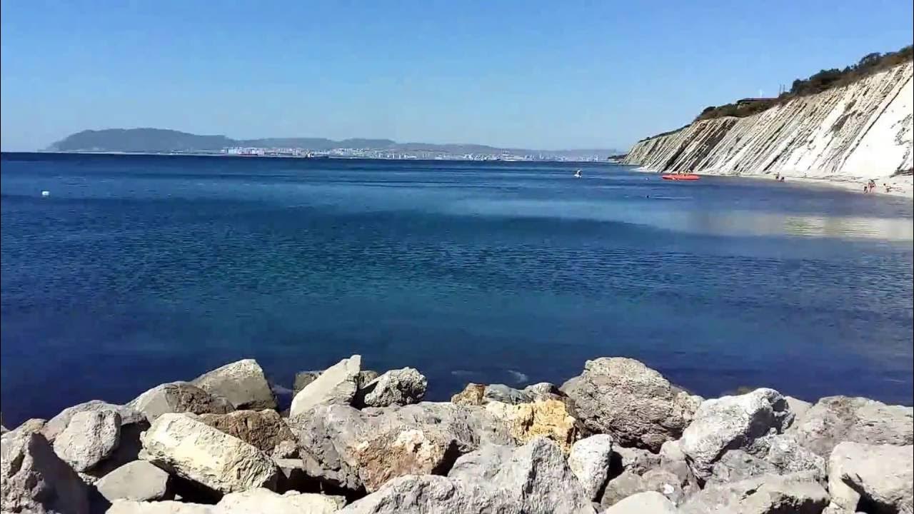 Пляж с мелкой галькой Новороссийск - YouTube