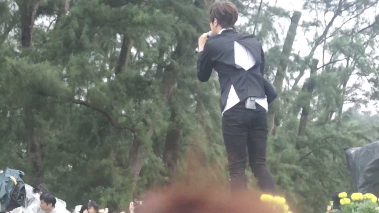 (小鬼)黃鴻升 - 不屑 . 地球上最浪漫的一首歌 @澳門黑沙海灘