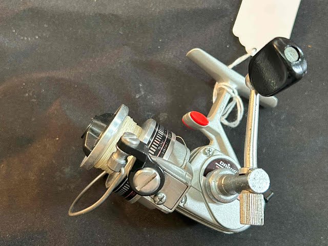 Daiwa 1000C Service and Lubrication Young Martin's Reels 