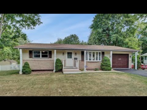 45 Eisenhower Dr, Middletown, NY home video tour