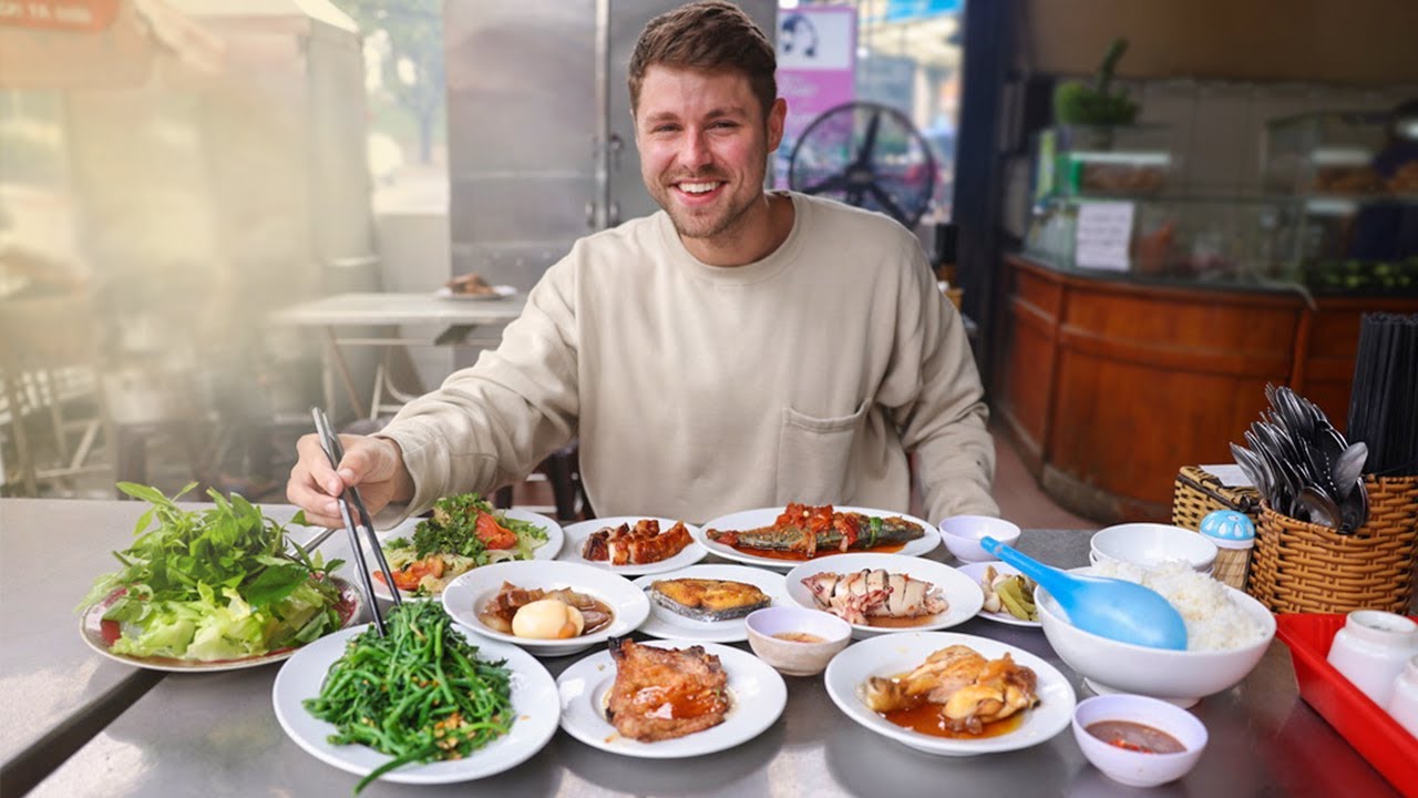 HOME Style Lunch For CENTRAL VIETNAM | This Is For The Country That Has