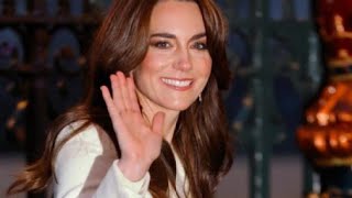 KATE MIDDLETON MUESTRA COMPLICACIONES POSTOPERATORIO