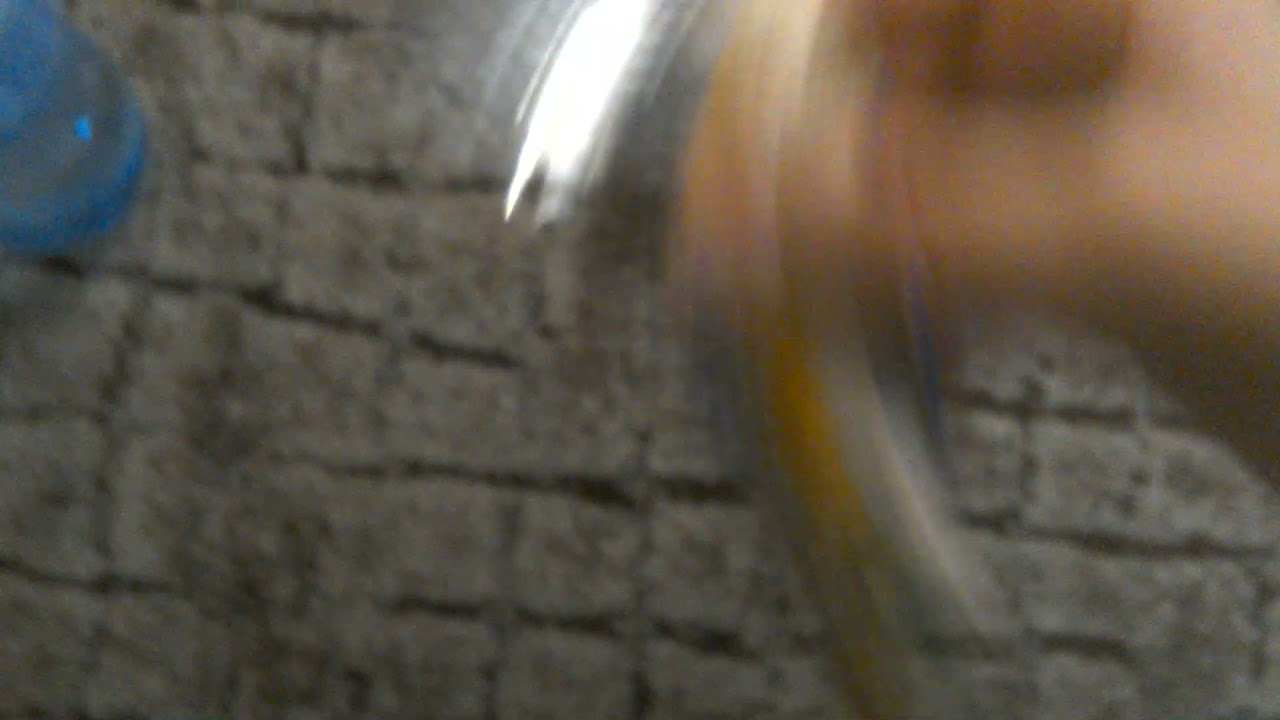 ЛЕТАЮЩИЙ НЕСКВИК БАТОНЧИК! НОВЫЙ МЕМ ОТ ХУЛЕГАНОЧКИ! - YouTube