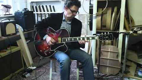 Daniel Slaman "Gobel" thinline style guitar