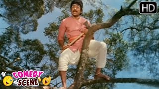 Dr Rajkumar came Village to Palace Comedy Scene - Kannada Movie Super Comedy Scenes