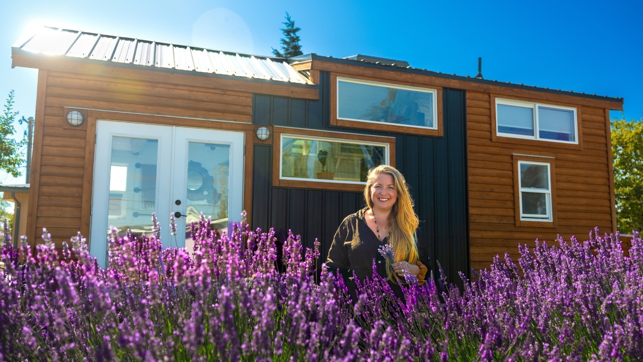 ОБЯЗАТЕЛЬНО к просмотру «Тур по крошечному дому» всем, кто хочет стать маленьким!