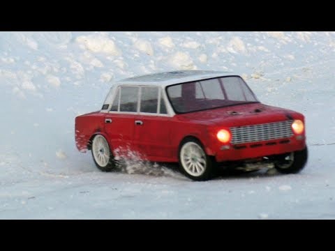 I put an American V8 in a Lada!!!