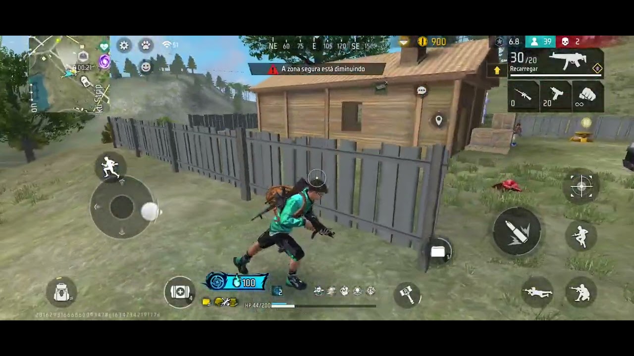 Eu jogando free fire 🙂🙂
