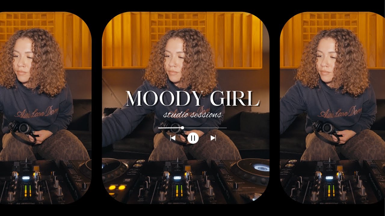 MOODYGIRL — Studio Session 001 | aishaonearth