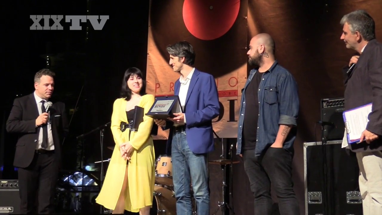 Premio Bindi 2017 Vince Roberta Giallo YouTube