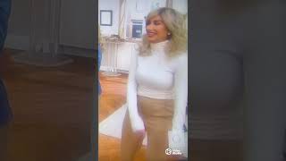 QVC’s Amazing Courtney Khondabi😳😳