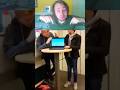ROMPE IL PC DEL PROF PERCHÉ GLI METTE LA NOTA!😂🤭 #giox97 #shorts #scuola #divertente #fortnite
