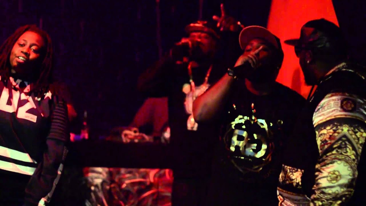在 YouTube 上觀看「Gold LordZ Performance」 在 YouTube 上觀看「Gold LordZ Performance」