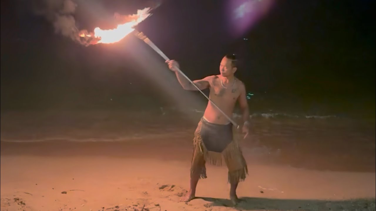 ควงกระบองไฟ (Fire Dancing) 