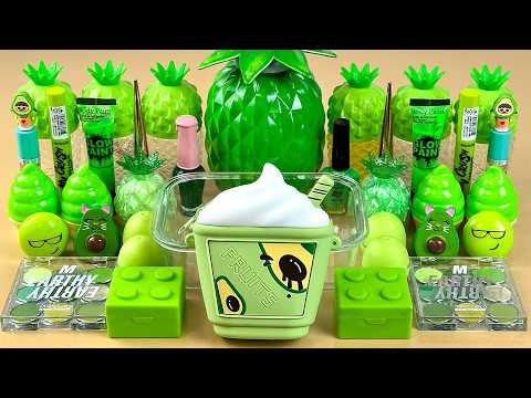 GREEN SLIME 💚 Mixing makeup and glitter into Clear Slime. Satisfying Slime Videos 1080p.