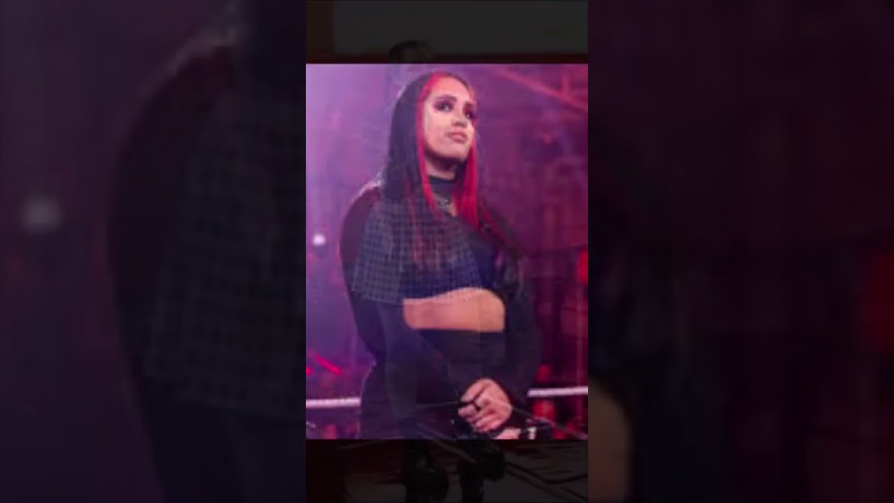 Ава, генеральный менеджер WWE NXT и дочь Дуэйна «Скалы» Джонсона, деактивировала свои аккаунты в ...