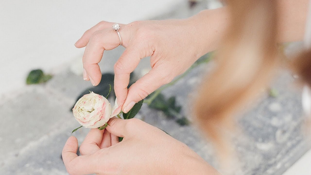 5 Tips for Working with Floral Glue YouTube