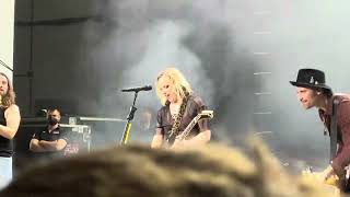 I Miss The Misery - Halestorm live at PNC 2022