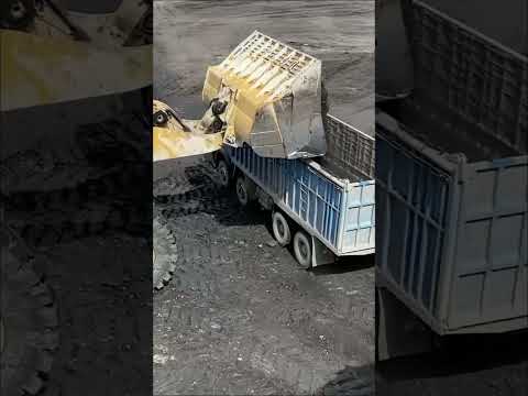 Cat 990 Wheel