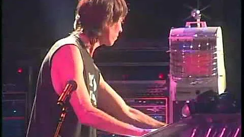Tom Scholz from Boston plays a great Hammond Part