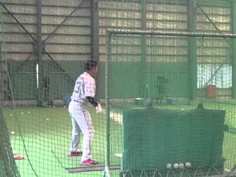 2012/2/5オリックスキャンプ 北川マシン打撃