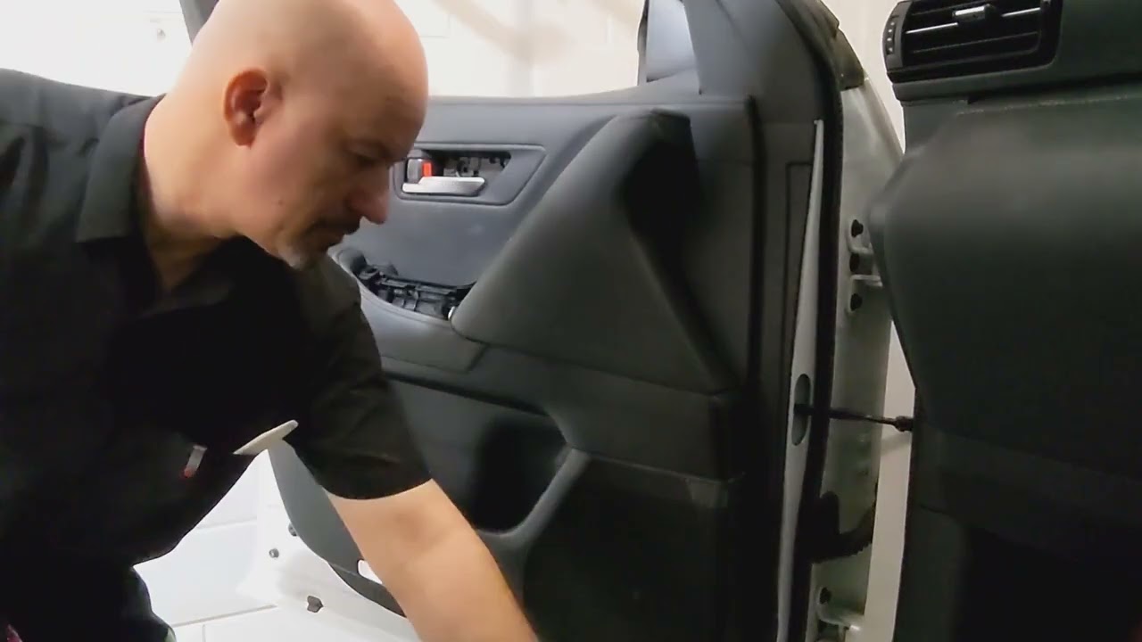 2023 Toyota LandCruiser 300 series front door panel removal - YouTube