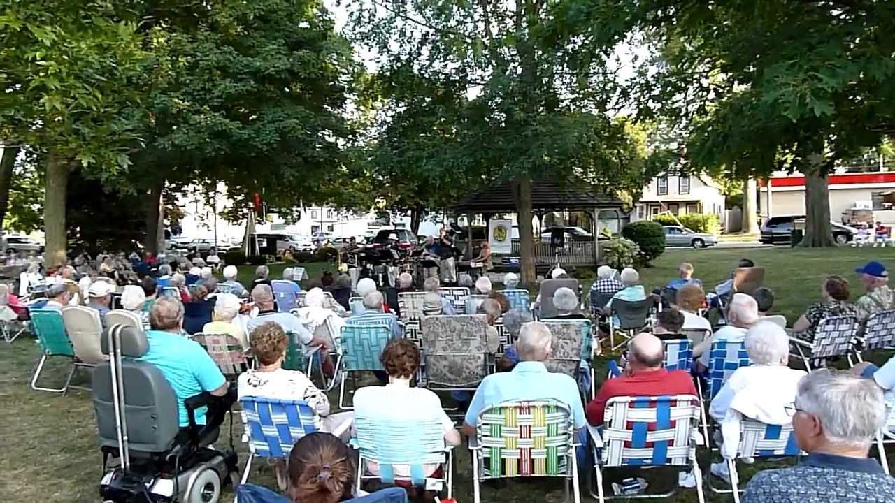 Kewanee IL/Live Large on Less/Concerts in the Park