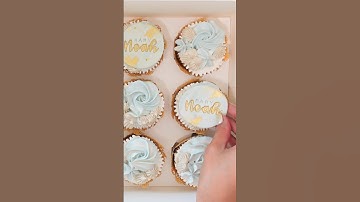 How to make custom cupcake toppers ✨ full tutorial on my channel ✨ #cupcakedecorating #cupcakes