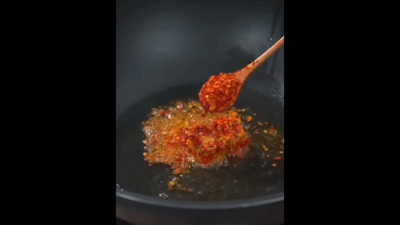 masakan rumahan,ide resep tumis kangkung dengan tahu vermentasi yang pedas terasa renyah&pedas harum