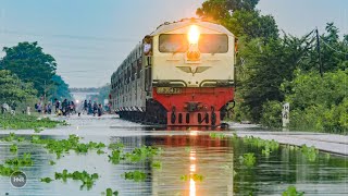 Kompilasi Kereta Api melewati Banjir Semarang 2025 [FHD]