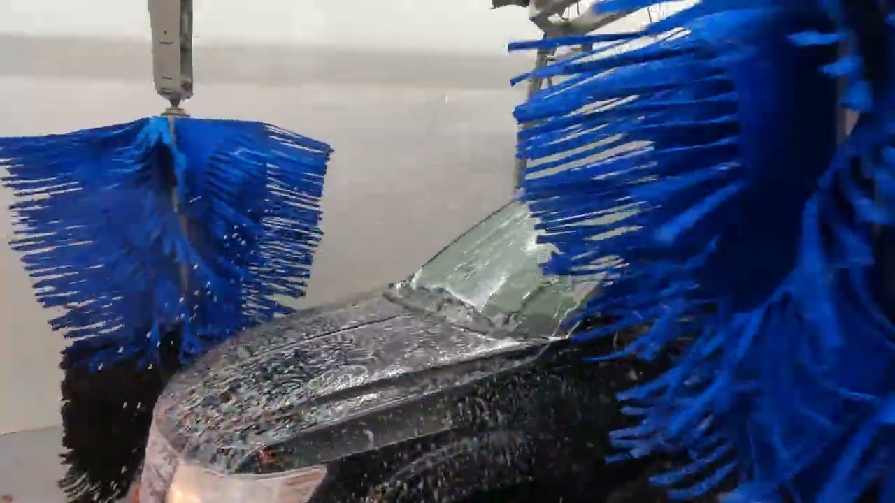 Zoom Car Wash Tommy Tunnel Outside View GoPro