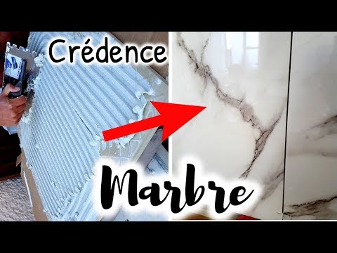 Vidéo: Appartement compact avec des murs pliants et des tonnes de stockage caché [Vidéo]