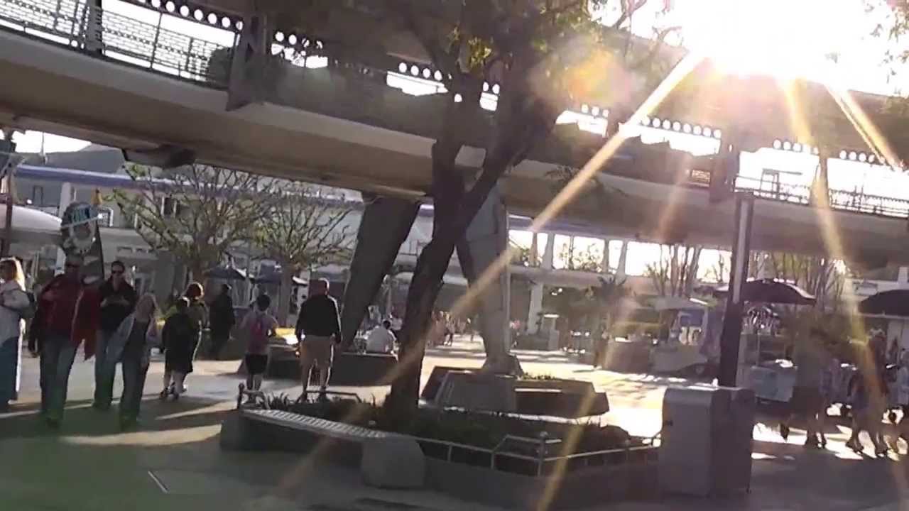 Tomorrowland Walkthrough - Magic Kingdom, Orlando