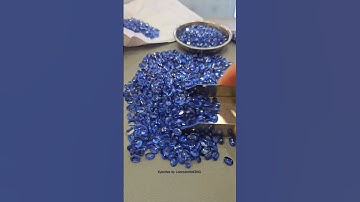 Kyanites gemstones | Royal Blue Kyanite from Nepal by LabradoriteKING