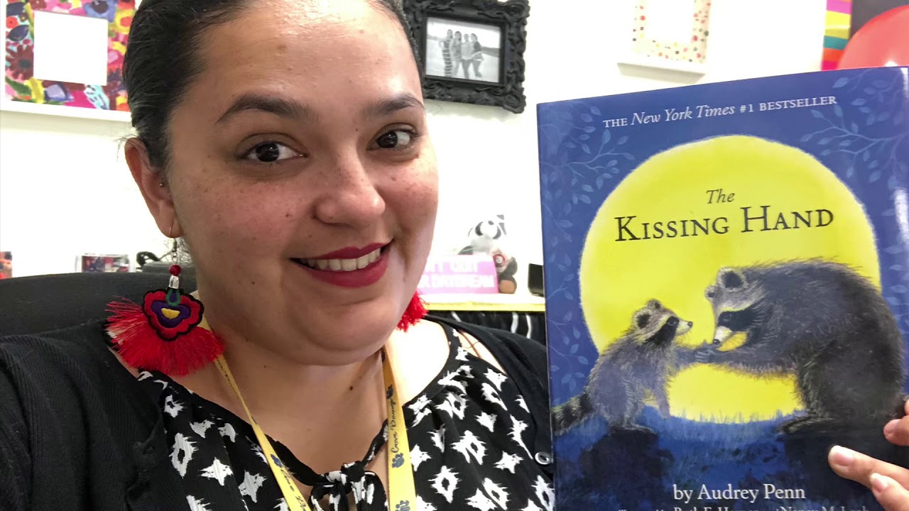 The Kissing Hand by Audrey Penn read aloud - YouTube