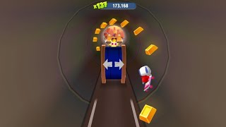 Talking tom gold run gameplay ( Talking ben skating) screenshot 4