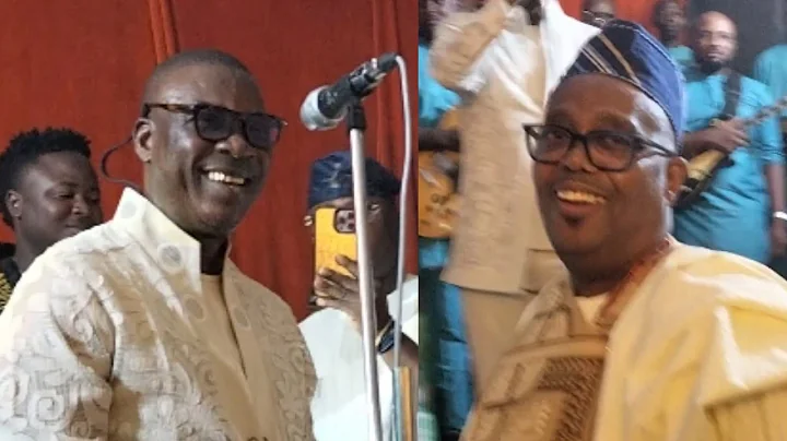 SEE MOMENT K1 DE ULTIMATE SHOW LOVE TO HIS TIGHT FRIEND ADEMOLA OYEFESO ON STAGE.#viralvideo 