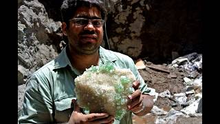 Spectacular find of apophyllite in well in Rahuri, India 2013