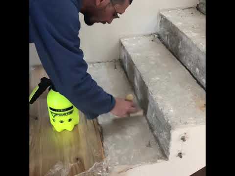 Видео: Как построить деревянную лестницу на бетоне?