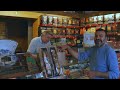'Wij bestaan al 128 jaar!' - Koffiebranderij Van Dael in Laken | BRUZZ