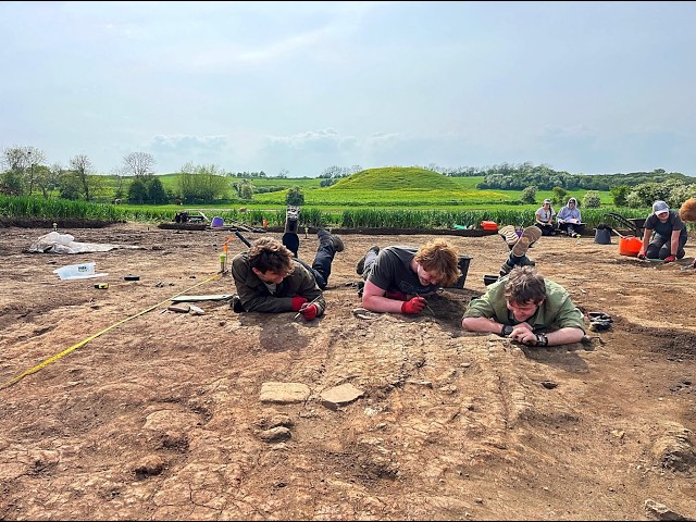 Life on the lake: The prehistory & history of Skipsea, Holderness Dr Jim  Leary & Dr Elaine Jamieson - YouTube