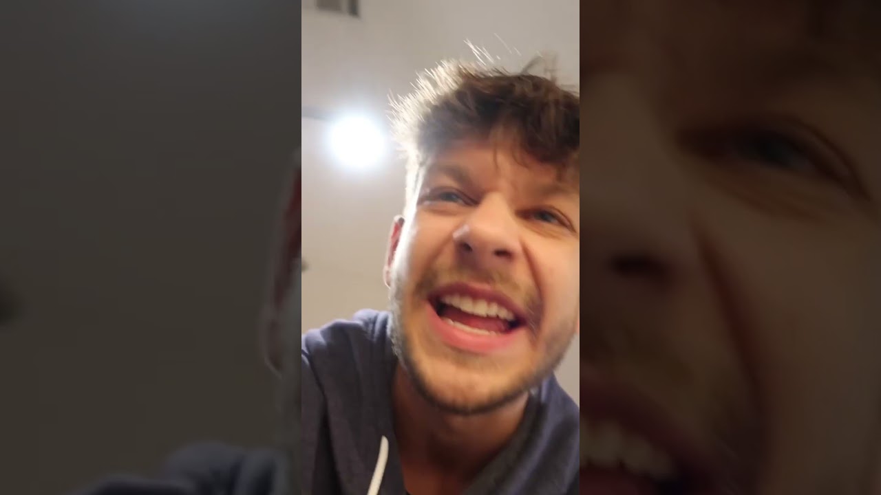 American 🇺🇸 makes British 🇬🇧 tea ☕️