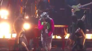 Chris Brown - You Changed Me live