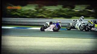 Download lagu MotoGP 08 Valentino Rossi Replay and Race Highlights