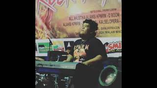 XREAL ~ Arti Kebahagiaan ( AUDIO MUSIK )